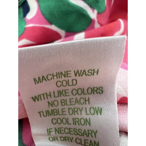 Lilly Pulitzer Womens “A Thing Called Love” Print Button Down Blouse Size XS - Picture 7 of 10